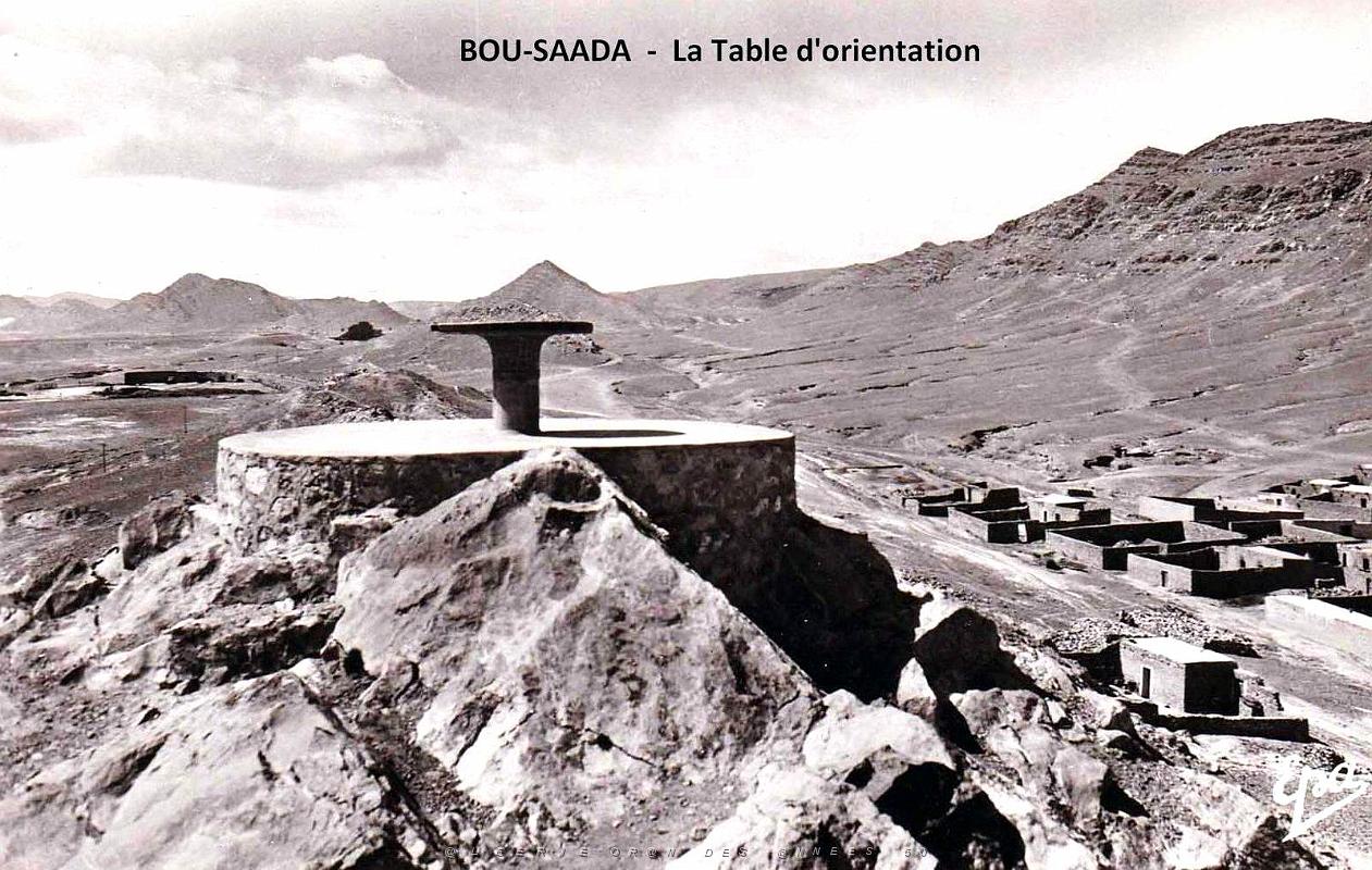 Bou-Saada - La Table d'orientation.jpg